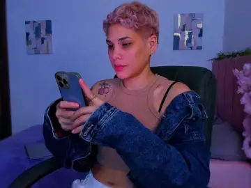 LauraR  live sex cam
