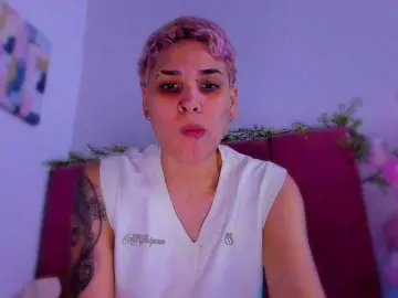 LauraR  live sex cam