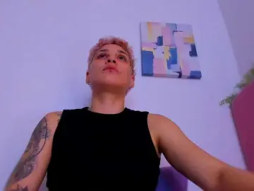 LauraR  live sex cam