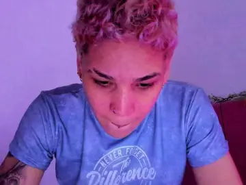 LauraR  live sex cam