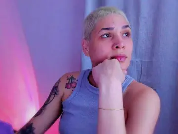 LauraR  live sex cam