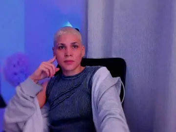 LauraR  live sex cam