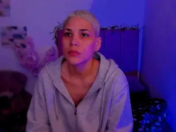 LauraR  live sex cam