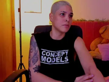 LauraR  live sex cam