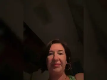 Lola-211  live sex cam