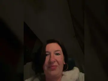 Lola-211  live sex cam