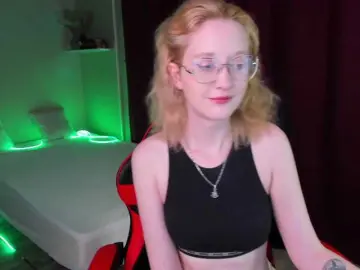 LunaTerry  live sex cam