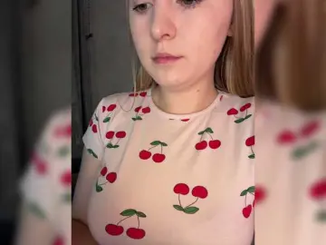 Peach--Alice  live sex cam