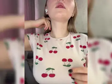 Peach--Alice  live sex cam