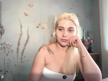 Peach--Alice  live sex cam