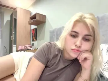 Peach--Alice  live sex cam