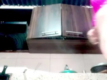 PetiteIvoryqueens  live sex cam