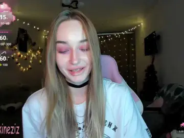 Polikinesis  live sex cam