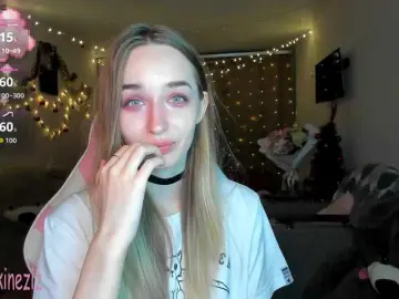 Polikinesis  live sex cam