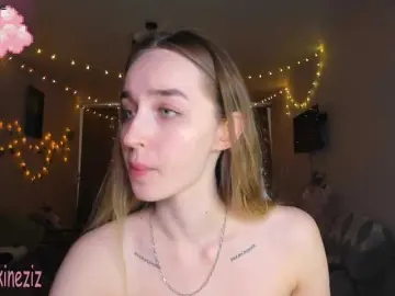 Polikinesis  live sex cam