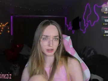 Polikinesis  live sex cam