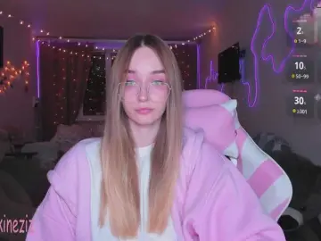 Polikinesis  live sex cam