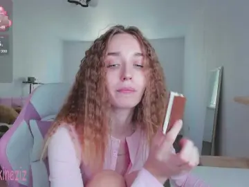 Polikinesis  live sex cam
