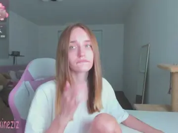 Polikinesis  live sex cam