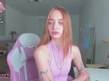 Polikinesis  live sex cam