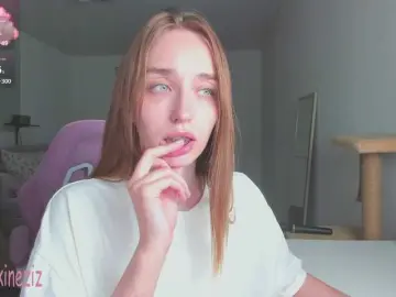 Polikinesis  live sex cam