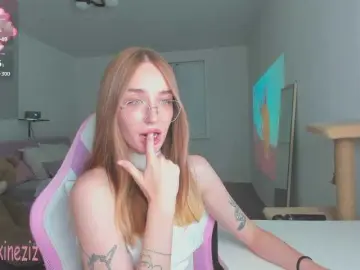 Polikinesis  live sex cam
