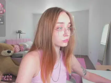 Polikinesis  live sex cam