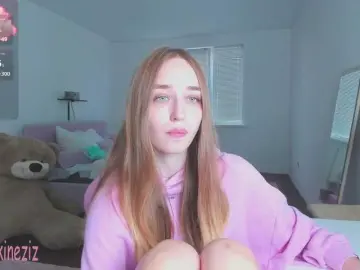 Polikinesis  live sex cam
