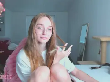 Polikinesis  live sex cam