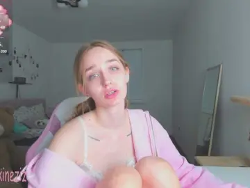 Polikinesis  live sex cam