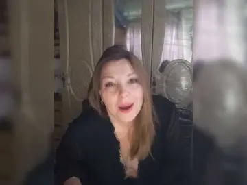VselenaSun402  live sex cam