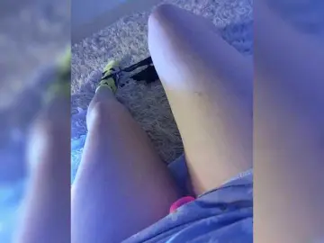 Amazingtits-5D  live sex cam