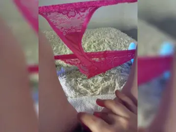 Amazingtits-5D  live sex cam