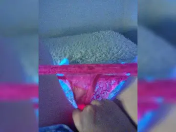 Amazingtits-5D  live sex cam