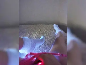 Amazingtits-5D  live sex cam