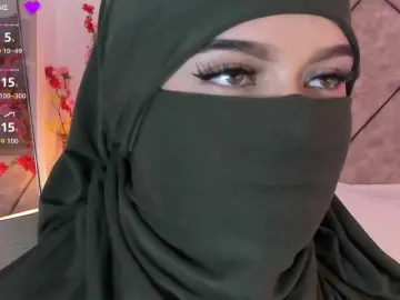 Anna-henao  live sex cam