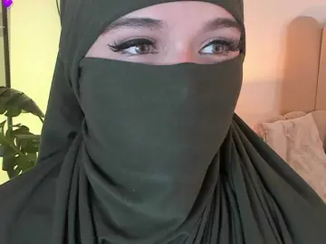 Anna-henao  live sex cam