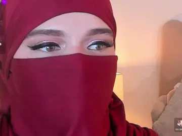 Anna-henao  live sex cam