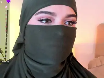 Anna-henao  live sex cam