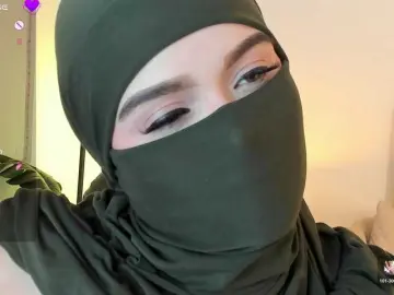 Anna-henao  live sex cam