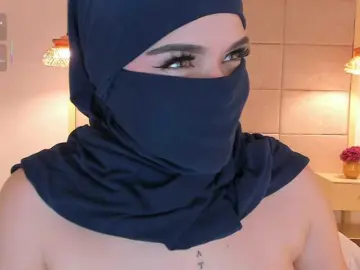 Anna-henao  live sex cam