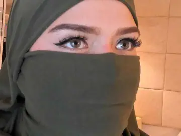 Anna-henao  live sex cam