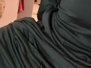 Anna-henao  live sex cam