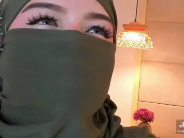 Anna-henao  live sex cam