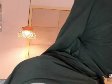 Anna-henao  live sex cam