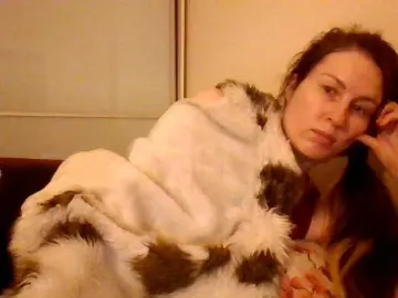 Lily133  live sex cam