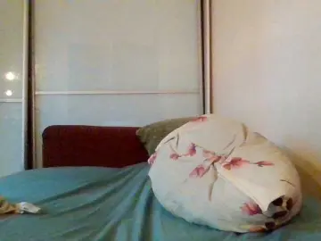 Lily133  live sex cam