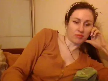 Lily133  live sex cam