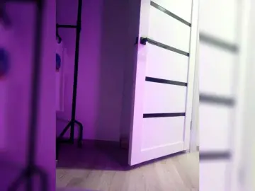 Marianthelittlebeautycat  live sex cam