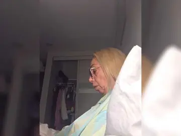 BaditaLuna  live sex cam